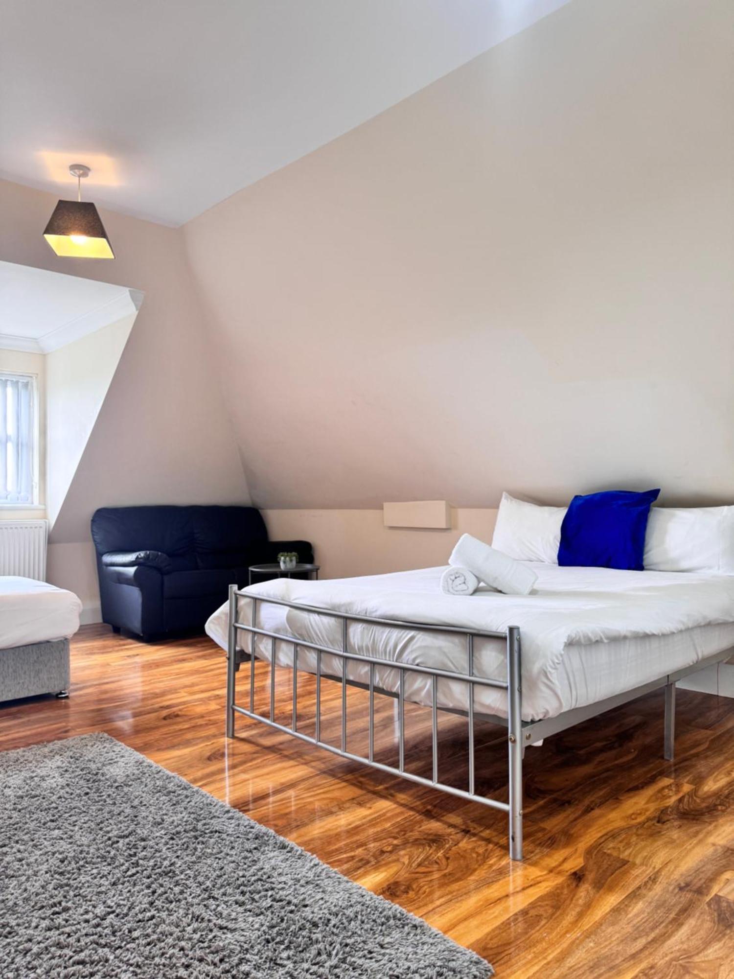 Stanwell Relaxing Airport Rooms מראה חיצוני תמונה